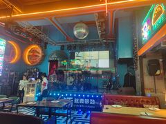 -Famous肥猫墨西哥音乐餐吧(五棵松华熙LIVE店)