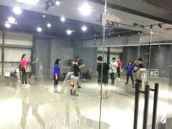 -5KM舞蹈街舞工作室