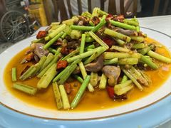 -华光驿站私房菜·黑金冠