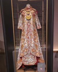 -藤薰定制中式嫁衣礼服旗袍店