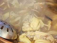 -阿山卓·野生菌火锅·纳西火塘烤肉