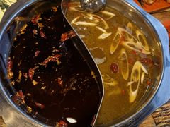 鸳鸯锅底-小郡肝串串香火锅(金桥店)