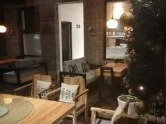 -苹果树下艺术餐厅(宋庄店)