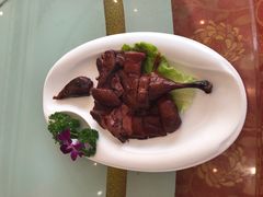 -皇宫大酒店