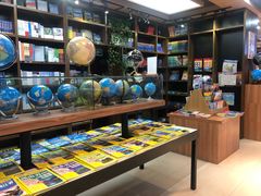 -新华书店(沙坪坝书城店)