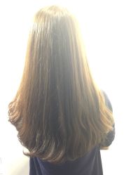 点击看大图 -COMO SALON 烫染可茉发型