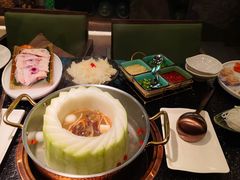 -得意咚瓜·顺德鱼生·冬瓜火锅(深圳首店)