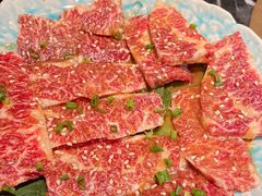 -山川小町·极番烧肉(新地假日广场店)