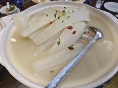 萝卜大棒骨-龚兴城鱼羊吉·小亮蒸虾·武汉地标美食(苗栗路店)