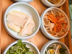 -银米·云南传统过桥米线(双廊黑金冠店)