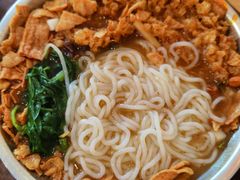 -柳州肥姨妈大骨螺蛳粉(老闵行店)