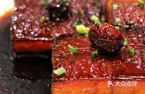 Red Date Dongpo Pork