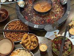 -黄潇洒老火锅(九眼桥宏济巷店)