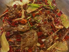 爆辣干锅鸭头-安诚居干锅鸭头(八角店)