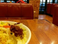 -玛格萝妮比萨屋(四平店)