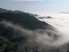 -紫鹊界梯田景区