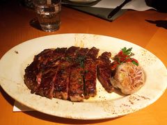 果木炙烤安格斯180天谷饲肉眼-牛排家(北京王府井澳门中心店)