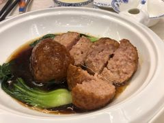 红烧狮子头-银都上海菜馆(粤海东路店)