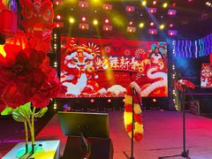 -VIVA·百人年会团建篮球场轰趴馆