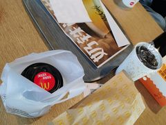 -麦当劳(展览路店)