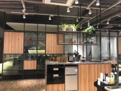 -Mentor Hair Salon