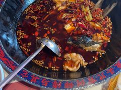 -何师傅美蛙鱼头(汉街店)