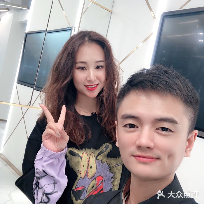MYYF SALON烫发染发图片