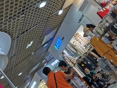 -兴旺欧韩城(上海兴旺国际服饰城店)