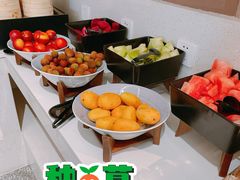 -上海虹桥中心爱琴海亚朵S酒店