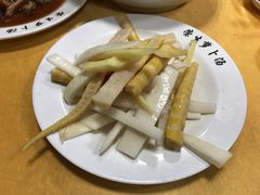 泡竹笋-明升萝卜汤