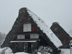 -白川乡与五箇山的合掌构造村落