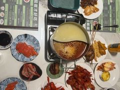 -金马门国际美食百汇(珞喻路店)