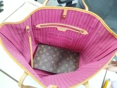 -用真奢侈品名表名包回收中心(朝阳万达店)