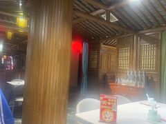-乔家小院•非遗驴肉•本地小海鲜(滨河路店)