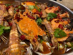 -老东镇啤酒屋海鲜加工·蒸汽海鲜·海鲜烧烤(台东店)