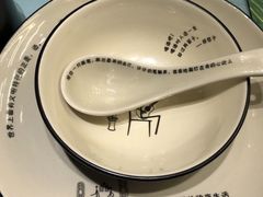 -临界音乐酒馆·小龙虾·江湖菜(华熙LIVE·鱼洞店)