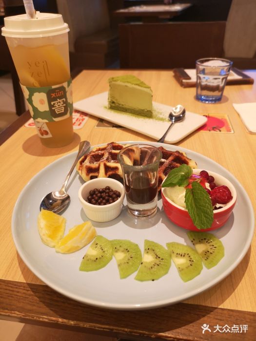 必胜客(苏宁店)绿茶雪域蛋糕图片 - 第1张