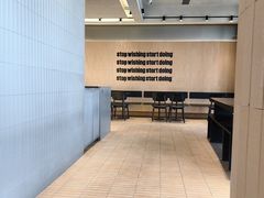 -M Stand(北京平安幸福中心店)