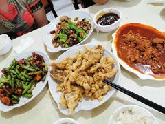 -满口香饭店