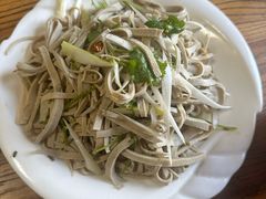 -溢心园非遗香河肉饼(总店)