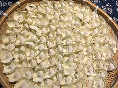 -八一路好吃街(雨田商务大厦店)