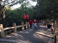-灵岩山风景区
