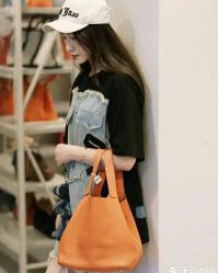 -德龙国际珠宝城