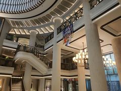 -浅深(世茂滨江精品店)