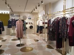 -文艺复兴百货(米兰大教堂广场店)