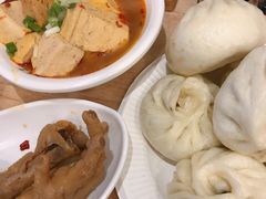 -凤起龙游老面包子(凯德晶品店)