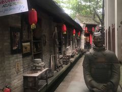-魏家凉皮(中贸广场店)