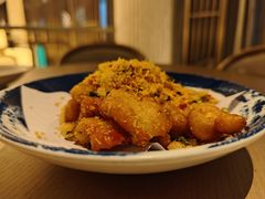 -浅深(世茂滨江精品店)