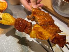 猪五花烤凤梨-火山屋台(新街口店)