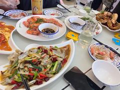 -覃记海鲜美食餐厅